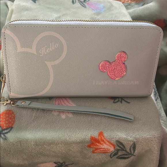 Unbranded Handbags - Disney Inspired Wallet NWOT